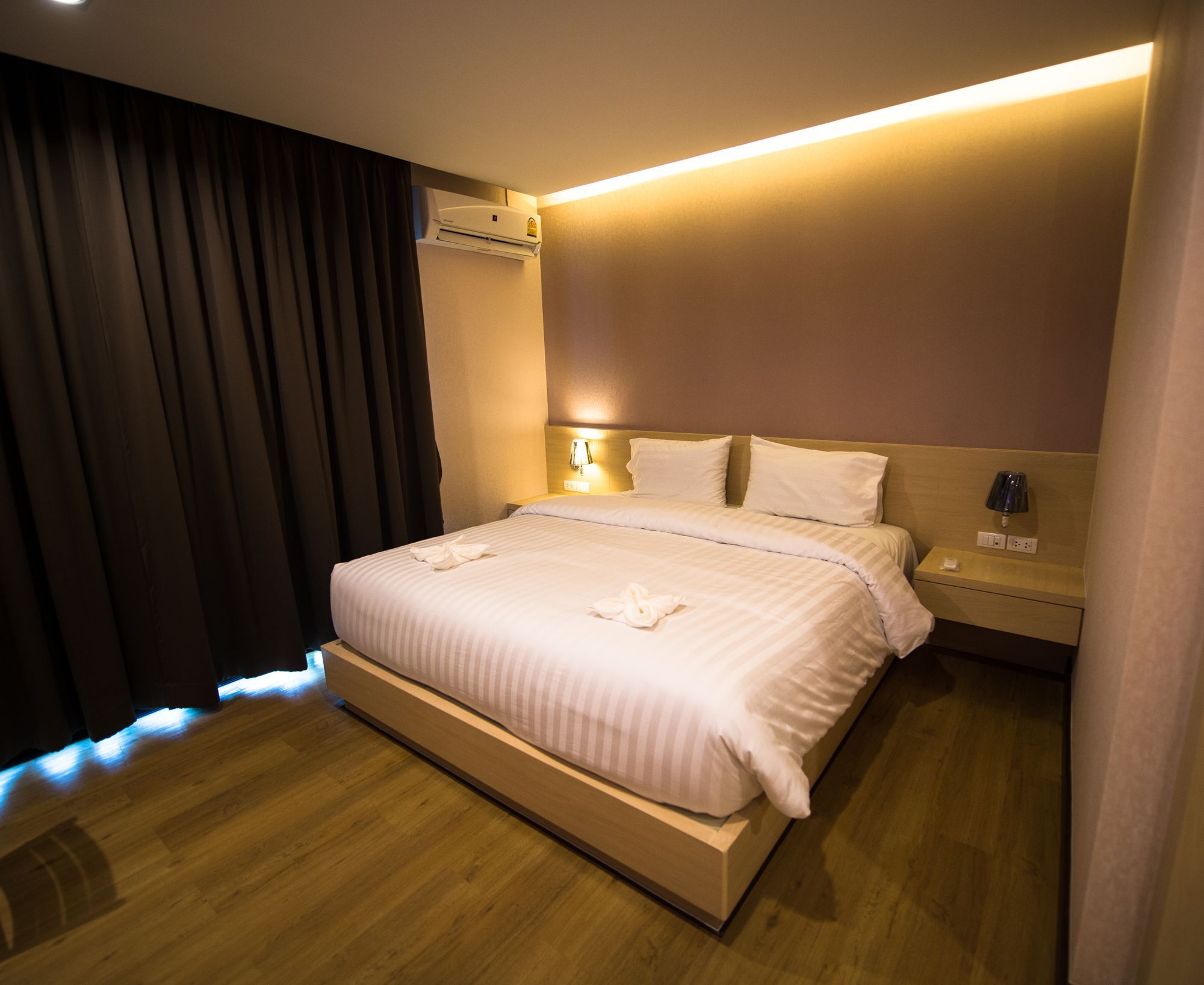 L Hotel Khon Kaen Esterno foto
