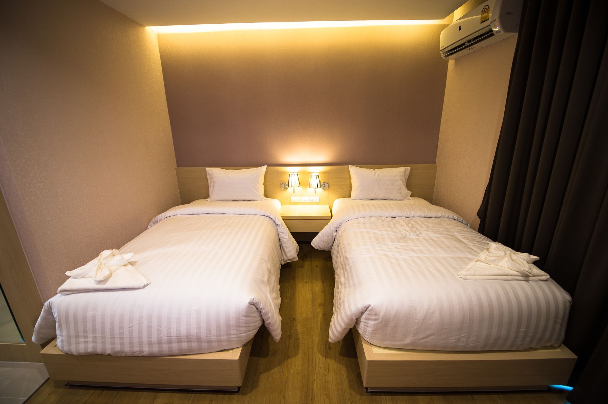 L Hotel Khon Kaen Esterno foto
